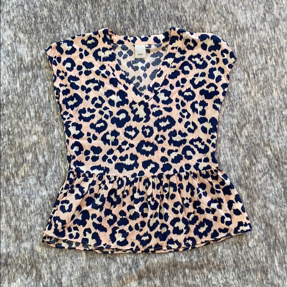 Pink, blue and white leopard peplum top